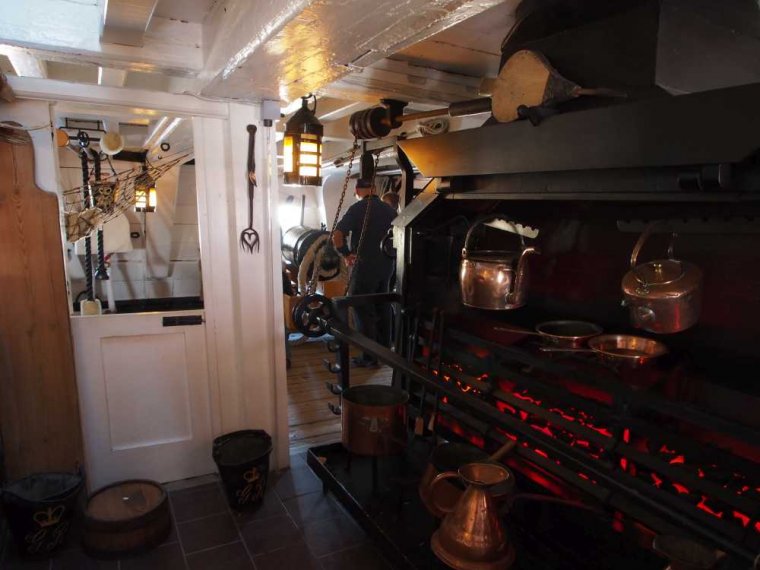 020_hms_victory