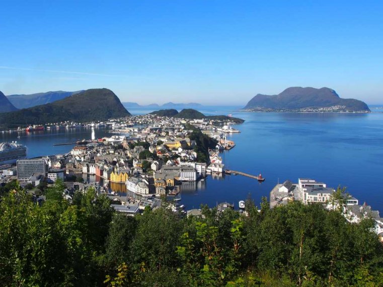 025_alesund_citytrain